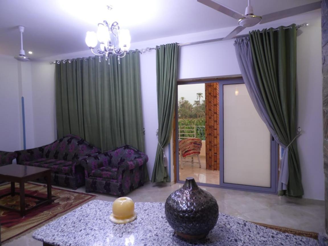 Nour House Daire *